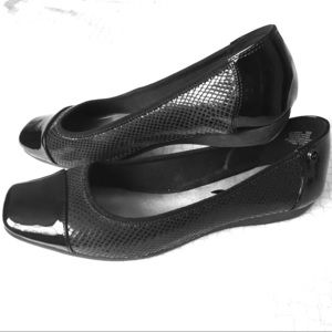 Anne Klein party/work flats